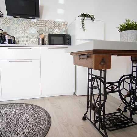 Lenastay I Nostalgieapartment I Innenstadt カイザースラウテルン エクステリア 写真
