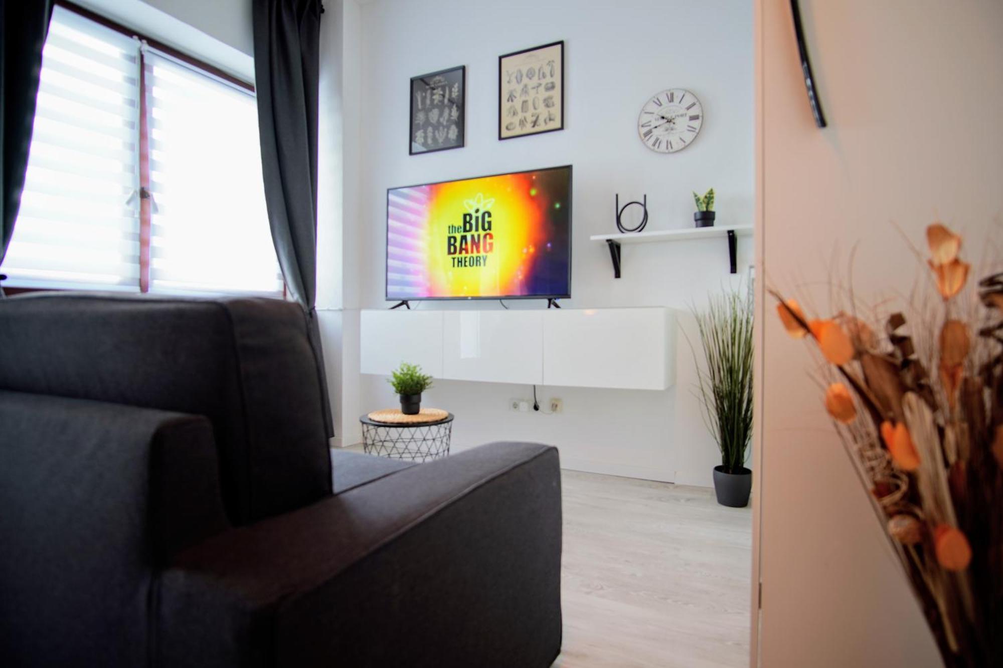 Lenastay I Nostalgieapartment I Innenstadt カイザースラウテルン エクステリア 写真